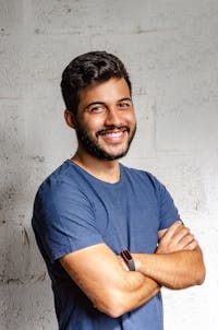 مهرداد زمانی